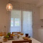 Διαμέρισμα Premium Con Vistas Muy Bien Ubicado *